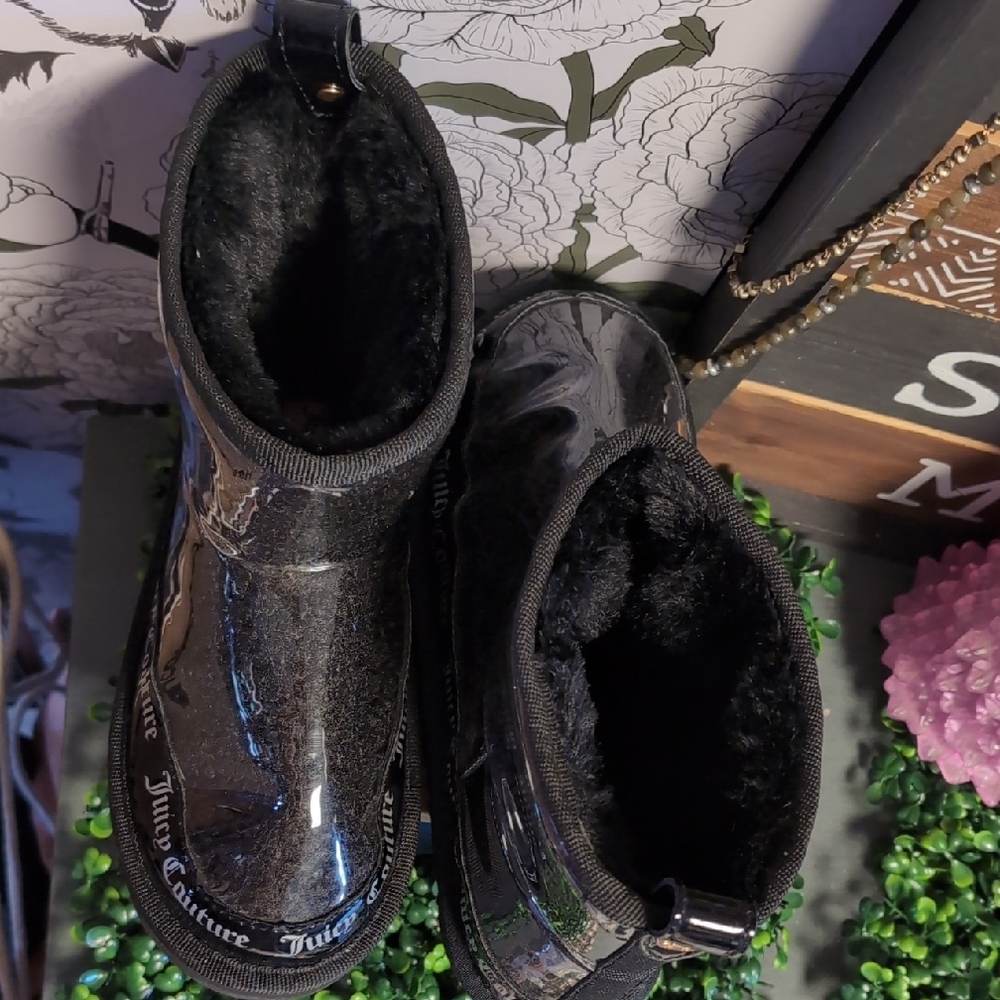 Juicy Clear Klash Furry Boots - Picture 6 of 13
